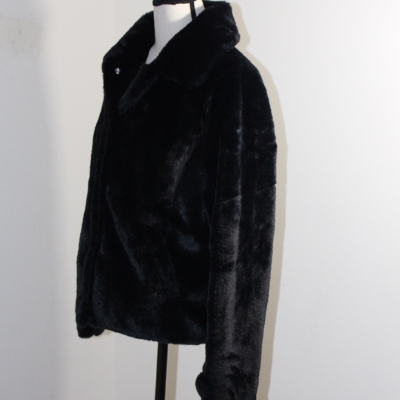 Esmara, Ian collared faux fur jacket - Picture 4 of 8